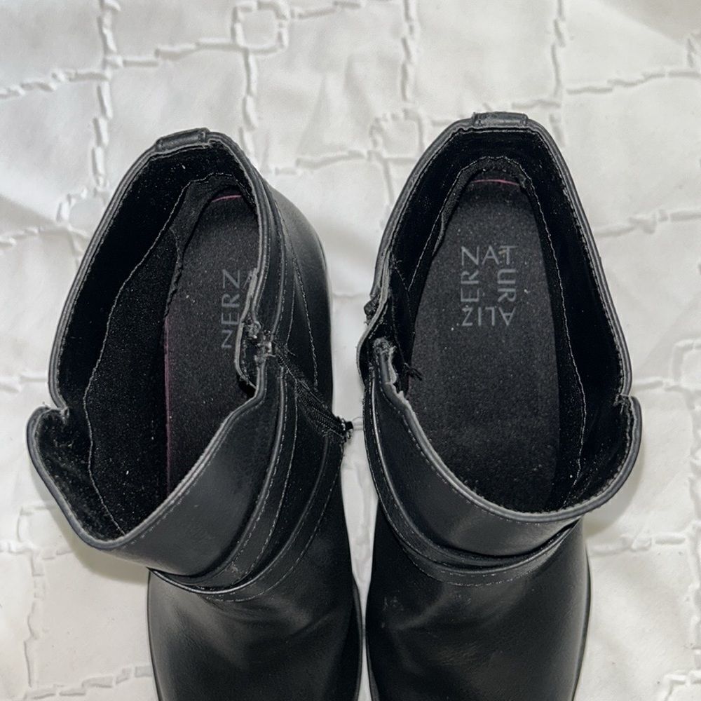 Neutralizer Black Water Resistant Ankle Boots(Size 11) - Picture 4 of 8